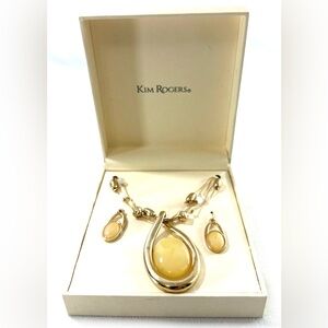 Kim Rogers Gold-Tone Yellow Stone Pendant Necklace & Earrings Set NIB